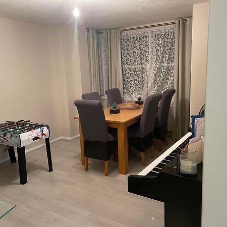 Cozy Private Room In A Beautiful Accommodation Close To Orpington Buitenkant foto
